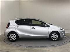 アクア S スタイルブラック