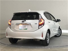 アクア S スタイルブラック