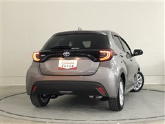 ヤリス ハイブリッド G