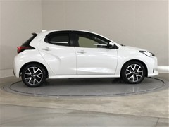 ヤリス ハイブリッド Z