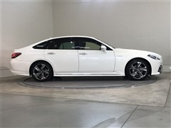 クラウンHV RS