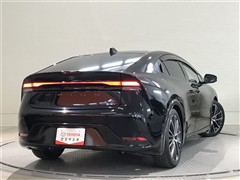 プリウス Z