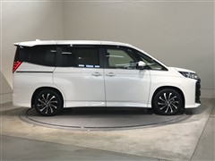 ノア ハイブリッド S-Z