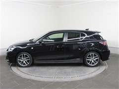 CT200h F SPORT