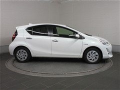 アクア S スタイルブラック