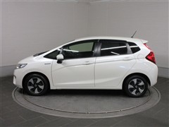 フィットハイブリッドFパッケージ