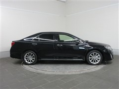 カムリ HV G P ブラック