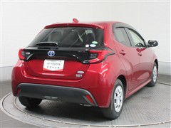 ヤリス ハイブリッド G