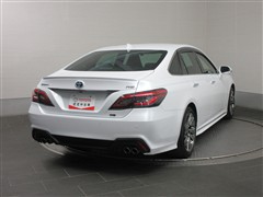 クラウン RS