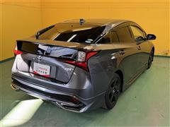 プリウス A ツーリングセレクション