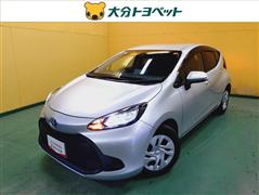 トヨタ アクア X