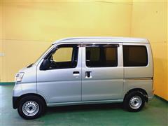 ハイゼットカーゴデラックスSA3