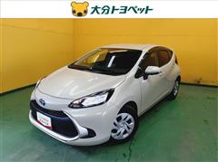 トヨタ　アクア G