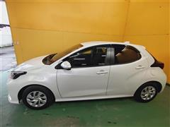 ヤリス ハイブリッド G