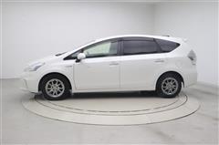 プリウスアルファ Sチューンブラック