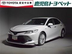 トヨタ カムリHEV Gレザーパッケージ
