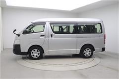 ハイエースワゴン DX