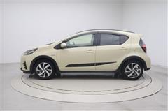 アクア クロスオーバー