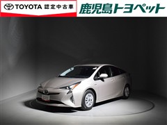 トヨタ プリウス Sセーフティプラス