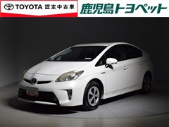 トヨタ プリウス S