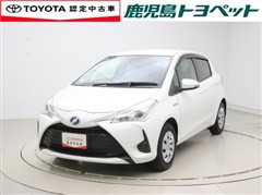 トヨタ　ヴィッツ ハイブリッド F
