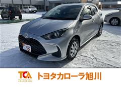 トヨタ　ヤリス X
