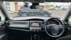 カローラアクシオ X