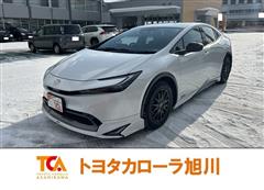 トヨタ　プリウス Z