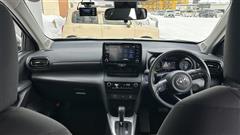 ヤリスクロス G