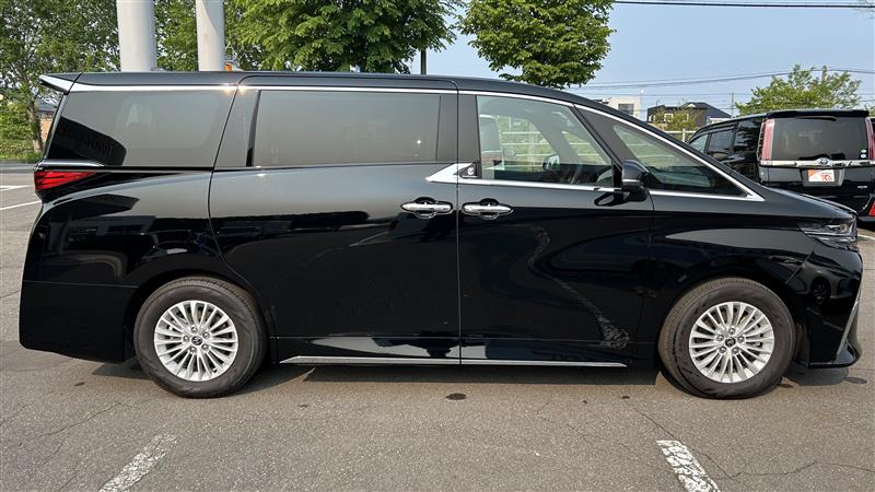 右翼街宣車アルファード 右翼街宣車アルファード - メルカリ