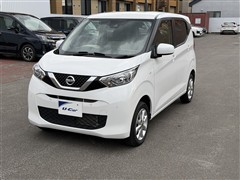日産　デイズ X