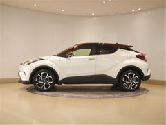 C-HR G-T 4WD