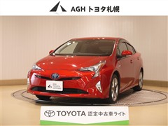 トヨタ プリウス A ツーリングセレ 4WD