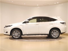 ハリアーHV プレミアム 4WD