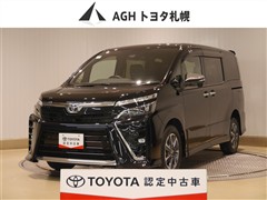 トヨタ　ヴォクシー ZS キラメキ3 4WD