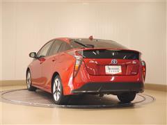 プリウス S ツーリングセレ 4WD