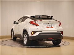 C-HR S-T 4WD