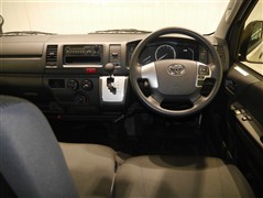 ハイエースV DX 4WD