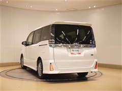 ヴォクシーHV ZS FF