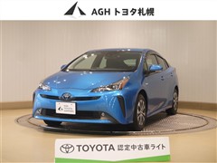 トヨタ プリウス A 4WD