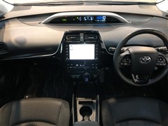 プリウス S セーフティプラス2