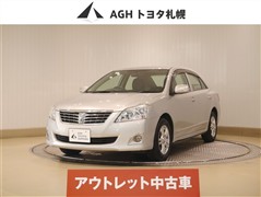 トヨタ　プレミオ X 4WD