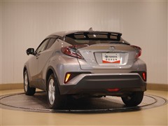 C-HR S-T LEDパケ 4WD