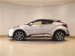 C-HR G-T 4WD