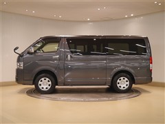 ハイエースV S-GL ダークP2