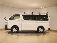 ハイエースV DX 4WD