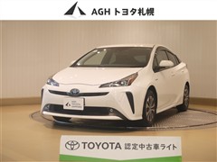 トヨタ プリウス A 4WD