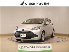 トヨタ アクア X 4WD