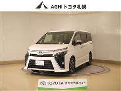 トヨタ ヴォクシー ZS キラメキ3 4WD