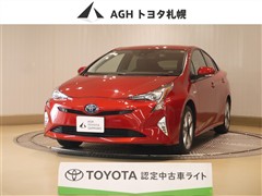 トヨタ プリウス A ツーリングセレ 4WD